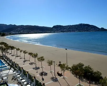 Appartement Holidays Royal Marine *