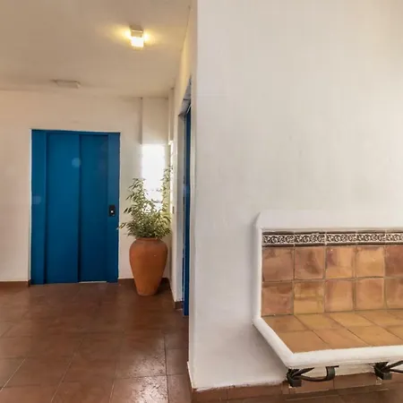 Holidays Royal Marine Appartement *